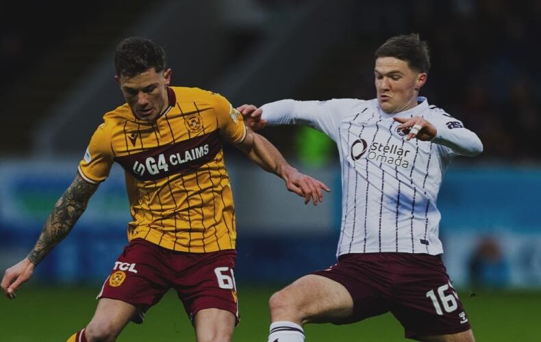 马瑟韦尔0-0哈茨：VAR吹掉制胜球，门将屡献神扑保平局